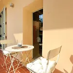 Апартаменты Reginella *