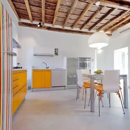 Reginella Apartman