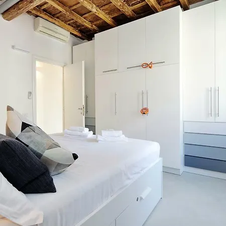 Reginella Apartman Róma