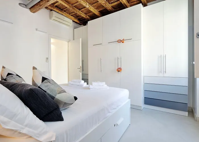 Reginella Daire Roma